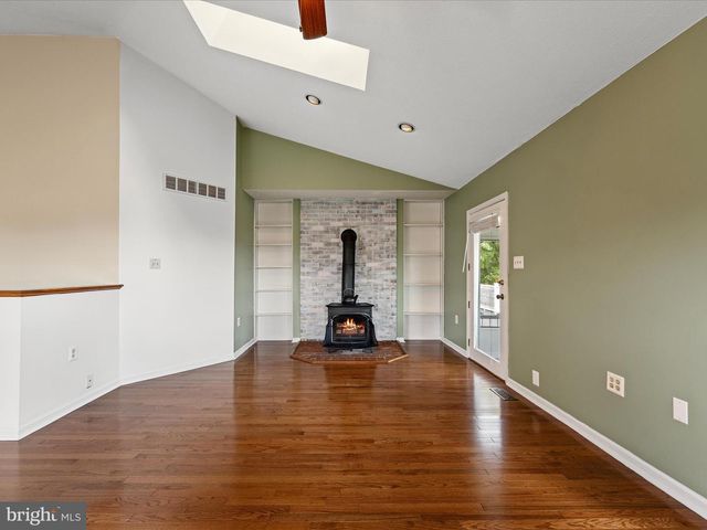 252 PUNKIN RIDGE DR, Clear Brook, VA 22624