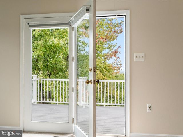 252 PUNKIN RIDGE DR, Clear Brook, VA 22624