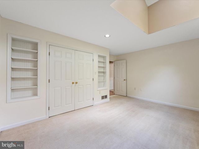 252 PUNKIN RIDGE DR, Clear Brook, VA 22624