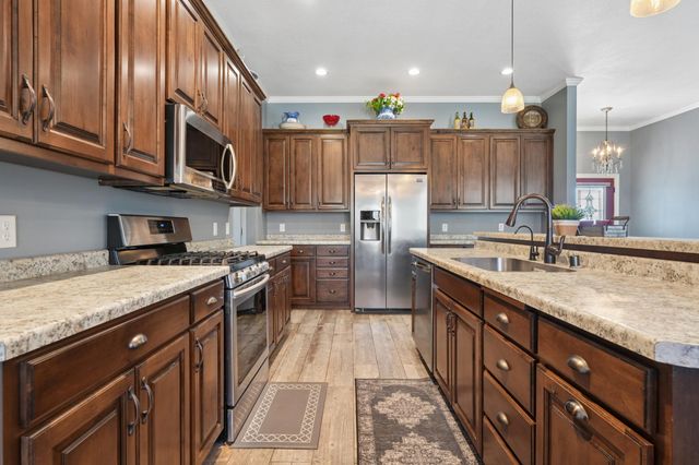 21530 Nightingale Street NW, Cedar, MN 55011