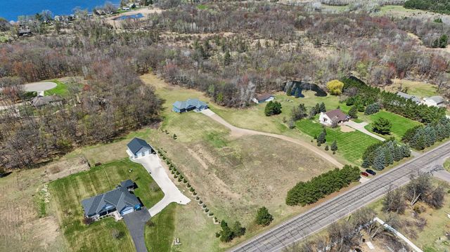 21530 Nightingale Street NW, Cedar, MN 55011