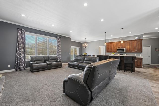 21530 Nightingale Street NW, Cedar, MN 55011
