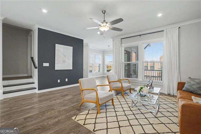 2051 Falls Park Way, Decatur, GA 30033