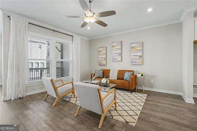 2051 Falls Park Way, Decatur, GA 30033