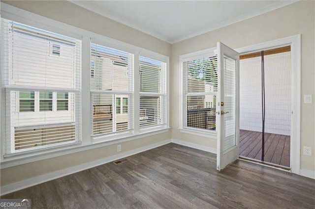 2051 Falls Park Way, Decatur, GA 30033