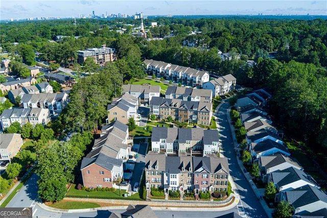 2051 Falls Park Way, Decatur, GA 30033
