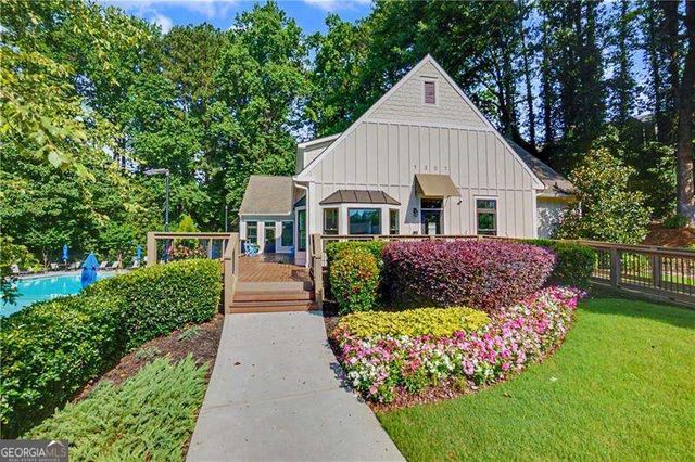 2051 Falls Park Way, Decatur, GA 30033