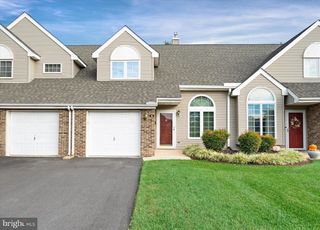 6 GROSVENOR CT #14, Wilmington, DE 19804