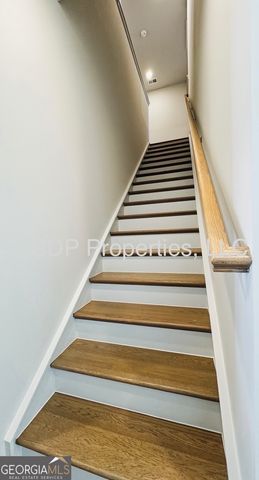 7312 Mulberry Trace Lane, Flowery Branch, GA 30542