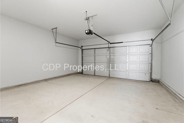 7312 Mulberry Trace Lane, Flowery Branch, GA 30542