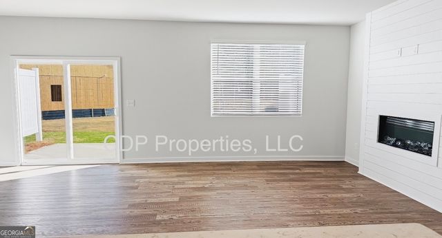 7312 Mulberry Trace Lane, Flowery Branch, GA 30542