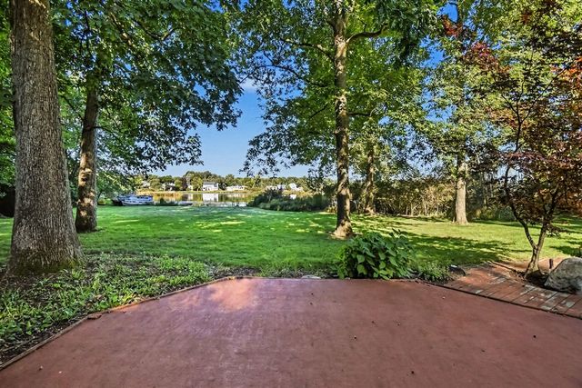 7135 Mccords Avenue, Alto, MI 49302
