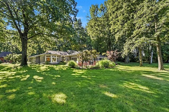 7135 Mccords Avenue, Alto, MI 49302