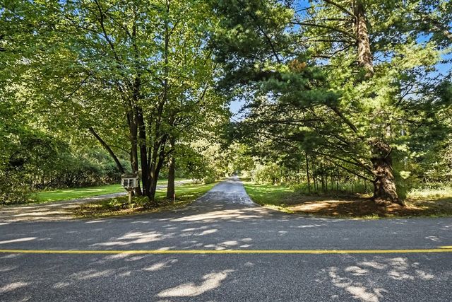 7135 Mccords Avenue, Alto, MI 49302