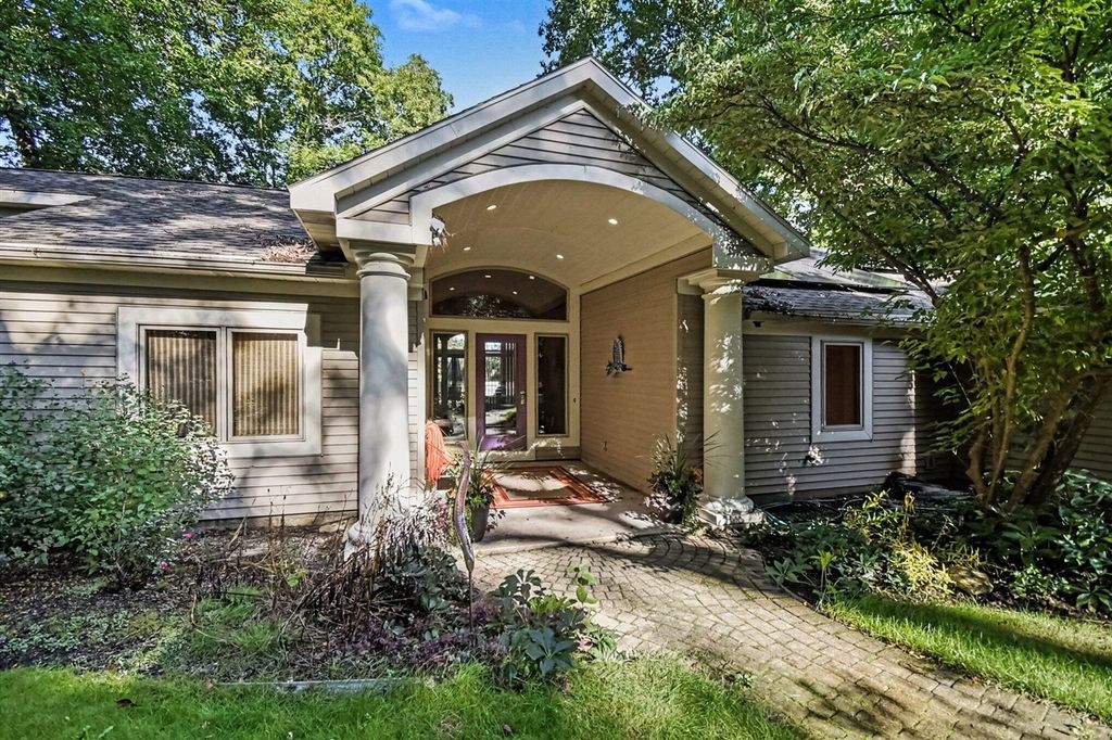 7135 Mccords Avenue, Alto, MI 49302