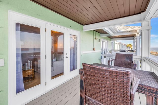 5102 COQUINA KEY DRIVE SE D, St Petersburg, FL 33705