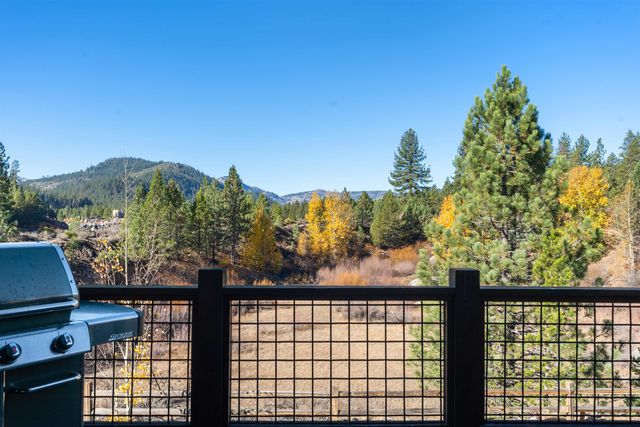 11658 McClintock Loop, Truckee, CA 96161