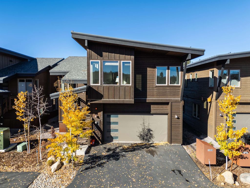 11658 McClintock Loop, Truckee, CA 96161