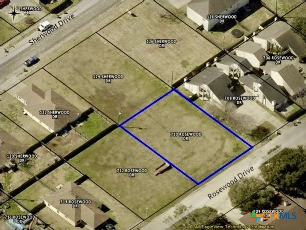 710 Rosewood Drive, Victoria, TX 77901
