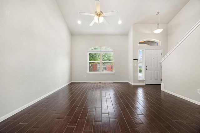 5805 Shaded Cottage CT 97, Austin, TX 78744