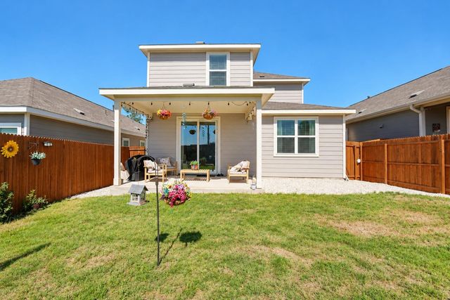 160 Honey Oak LN, New Braunfels, TX 78130