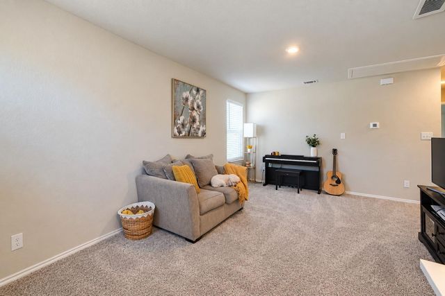 160 Honey Oak LN, New Braunfels, TX 78130