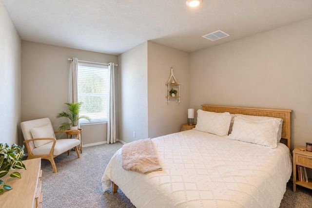 160 Honey Oak LN, New Braunfels, TX 78130