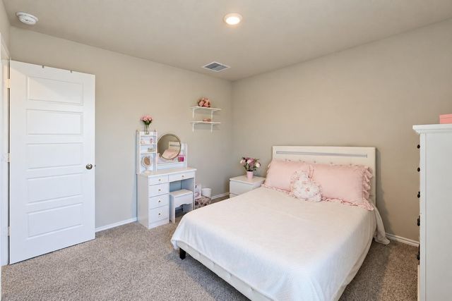 160 Honey Oak LN, New Braunfels, TX 78130