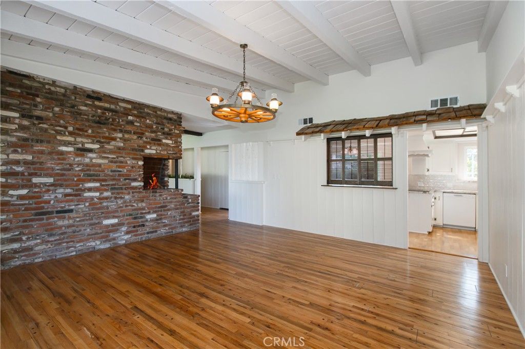 Image 12 of property listing at 9659 Calvin, Northridge, CA 91324