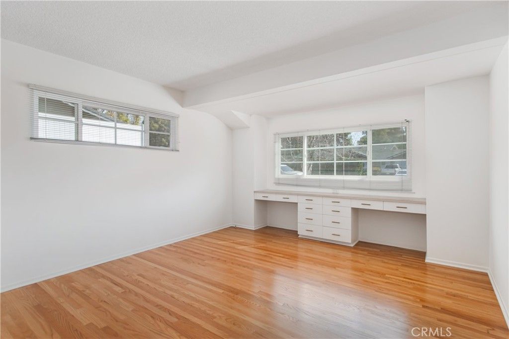 Image 17 of property listing at 9659 Calvin, Northridge, CA 91324