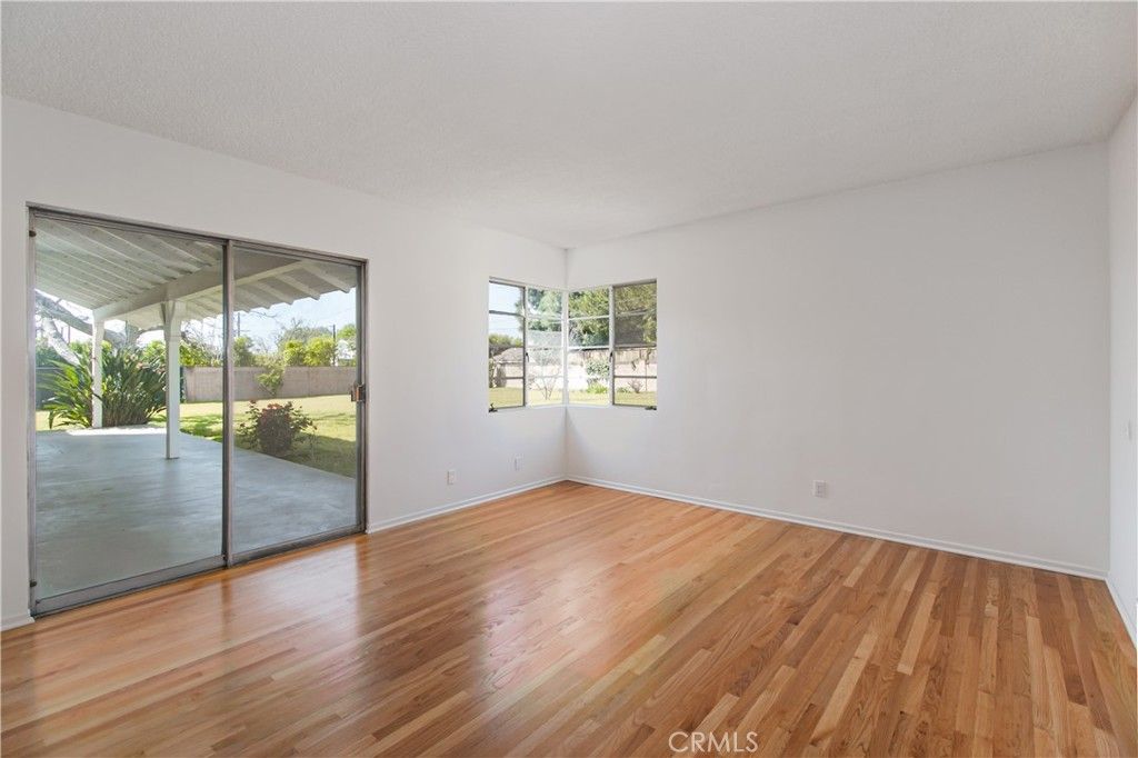 Image 23 of property listing at 9659 Calvin, Northridge, CA 91324