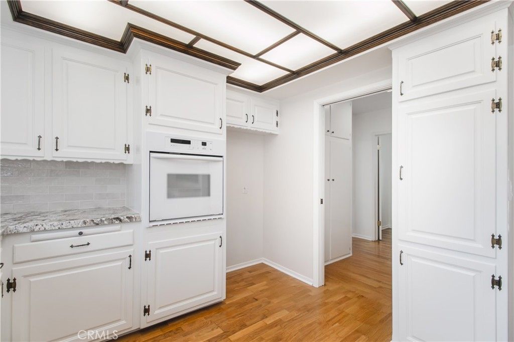 Image 28 of property listing at 9659 Calvin, Northridge, CA 91324