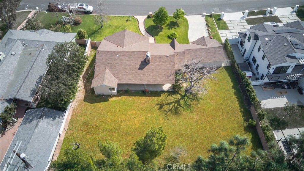 Image 41 of property listing at 9659 Calvin, Northridge, CA 91324