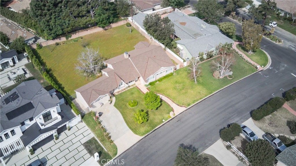 Image 45 of property listing at 9659 Calvin, Northridge, CA 91324