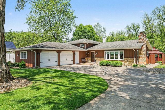 14349 Ireland Road, Mishawaka, IN 46544