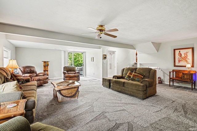 14349 Ireland Road, Mishawaka, IN 46544