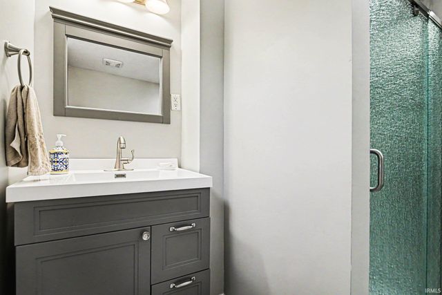 14349 Ireland Road, Mishawaka, IN 46544