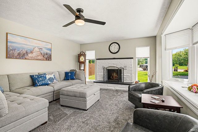 14349 Ireland Road, Mishawaka, IN 46544