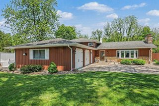 14349 Ireland Road, Mishawaka, IN 46544