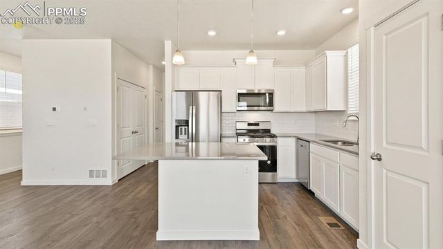 6121 Alpine Ridge Drive, Colorado Springs, CO 80925