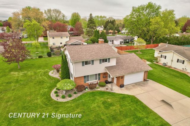 7165 Burmeister Drive, Saginaw, MI 48609