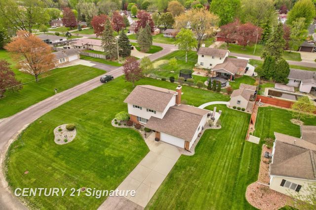 7165 Burmeister Drive, Saginaw, MI 48609