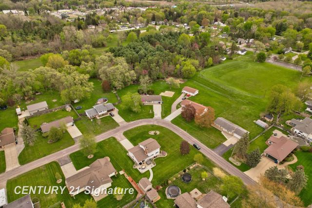 7165 Burmeister Drive, Saginaw, MI 48609