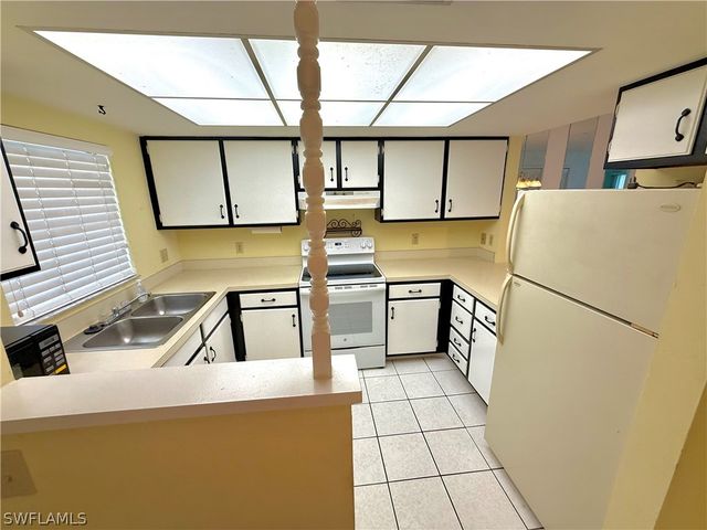 16380 Dublin CIR 204, Fort Myers, FL 33908