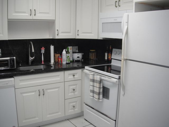 4169 SW 67TH Avenue 205A, Davie, FL 33314