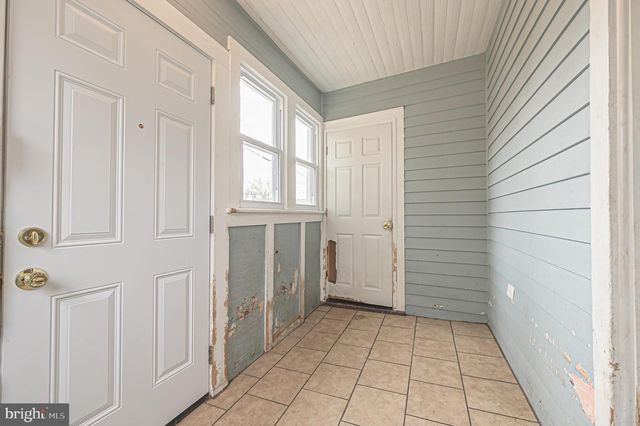 118 W PARK AVE, Vineland, NJ 08360