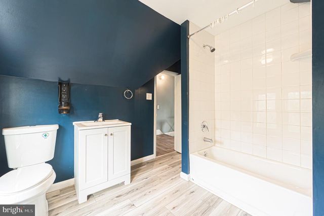 118 W PARK AVE, Vineland, NJ 08360