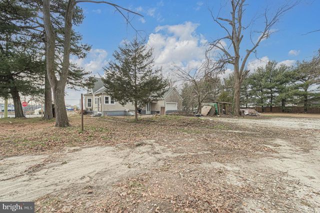 118 W PARK AVE, Vineland, NJ 08360