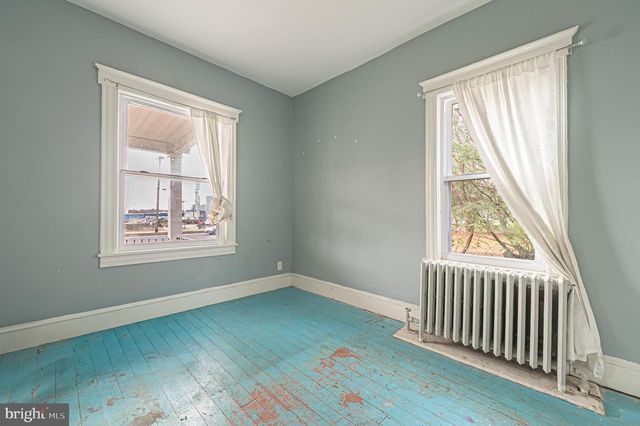 118 W PARK AVE, Vineland, NJ 08360