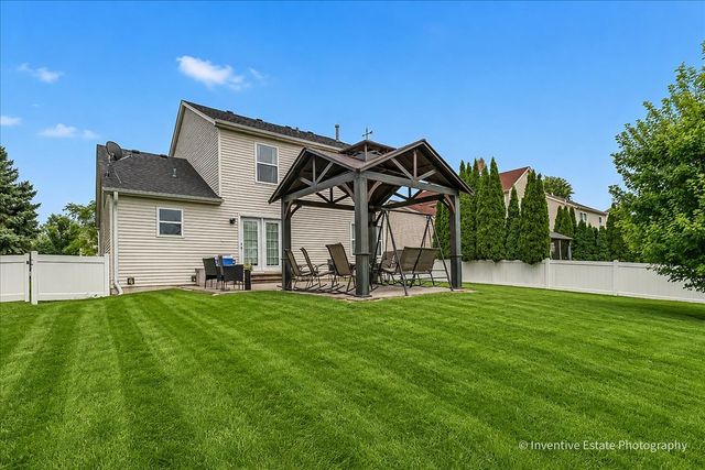 2031 Ridgemoor Drive, Plainfield, IL 60586